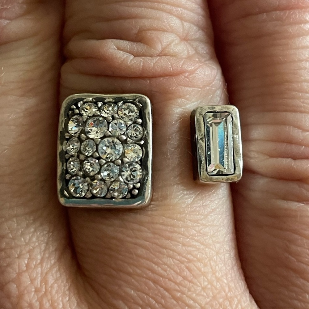 𝓢𝓲𝓛𝓹𝓪𝓭𝓪 𝓢𝓲𝓛𝓿𝓮𝓻 𝓪𝓷𝓭 𝓦𝓱𝓲𝓣𝓮 𝓒𝓻𝔂𝓼𝓣𝓪𝓛 𝓡𝓲𝓷𝓰